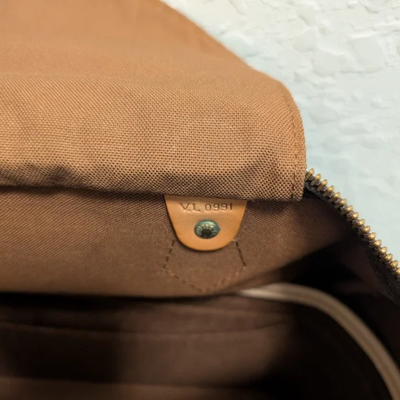 Louis Vuitton Speedy 30 - Picture 4 of 8